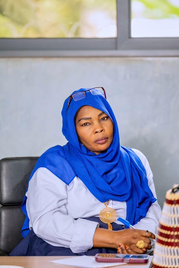Davinnette Forex Bureau team, photo 7
